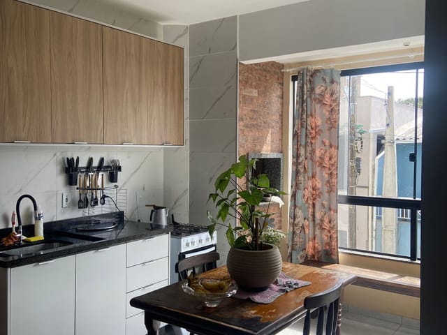 Apartamento 2 quartos e 1 banheiro, à venda, no bairro Ingleses do Rio Vermelho em Florianópolis