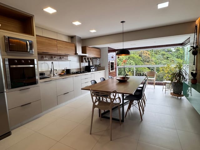 Apartamento 3 quartos e 2 banheiros, para alugar, no bairro Centro em Bertioga