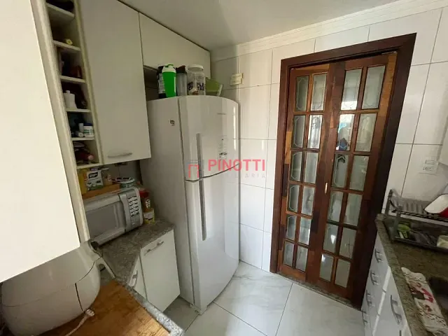 Apartamento 2 quartos e 1 banheiro, à venda, no bairro Santa Terezinha em São Bernardo do Campo