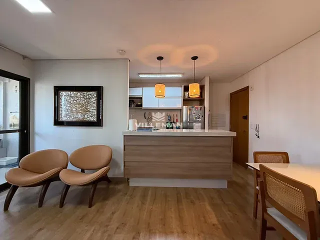 Apartamento 2 quartos e 2 banheiros, à venda, no bairro Zona 03 em Maringá