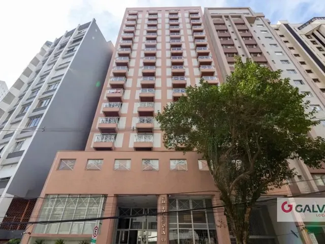 Apartamento 1 quarto e 1 banheiro, para alugar, no bairro Centro em Curitiba