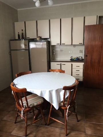Apartamento com 180m² 3 quartos e 4 banheiros, à venda, no bairro Enseada em Guarujá