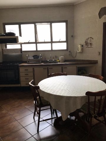 Apartamento com 180m² 3 quartos e 4 banheiros, à venda, no bairro Enseada em Guarujá