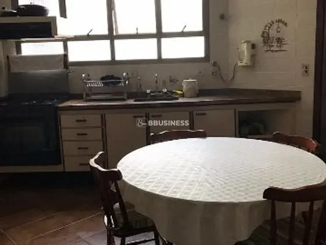 Apartamento com 180m² 3 quartos e 4 banheiros, à venda, no bairro Enseada em Guarujá