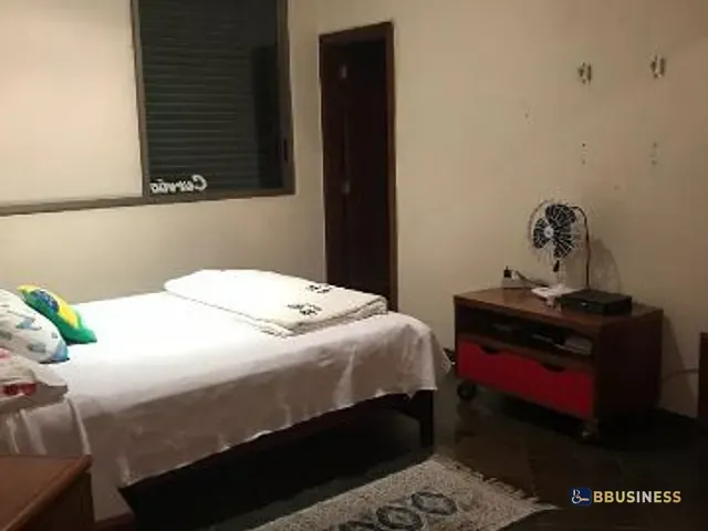 Apartamento com 180m² 3 quartos e 4 banheiros, à venda, no bairro Enseada em Guarujá