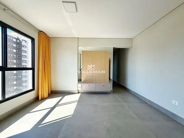 Apartamento 2 quartos e 2 banheiros, para alugar, no bairro Zona 01 em Maringá