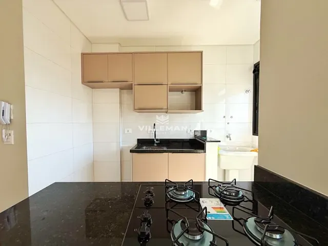 Apartamento 2 quartos e 2 banheiros, para alugar, no bairro Zona 01 em Maringá