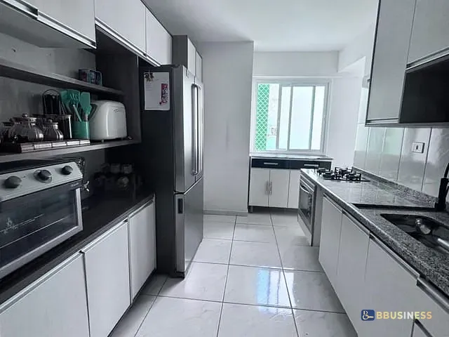 Apartamento 3 quartos e 2 banheiros, à venda, no bairro Jardim Maria Rosa em Taboão da Serra