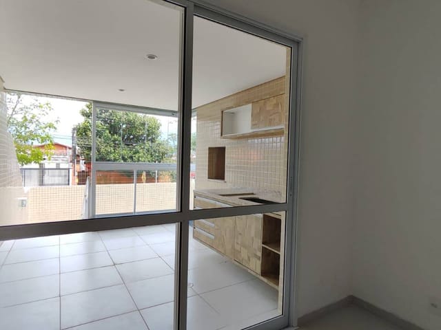 Apartamento 2 quartos e 2 banheiros, à venda, no bairro Centro em Bertioga