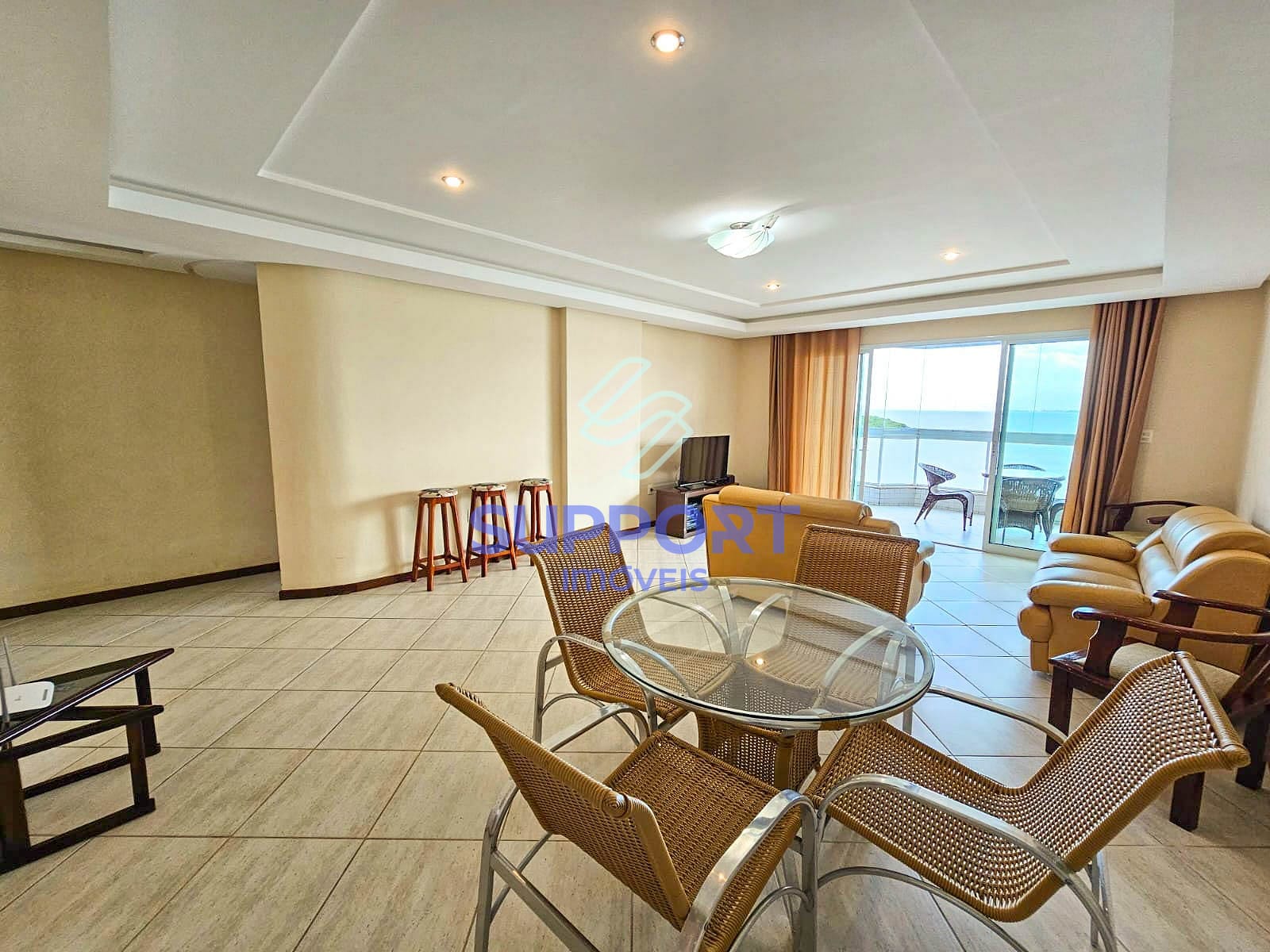 Apartamento, 4 quartos, 220 m² - Foto 2