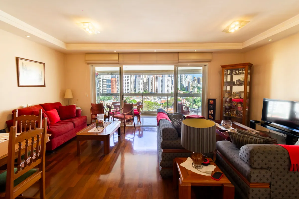Apartamento para venda em Pacaembu com 4 quartos, sendo 3 suítes, 165m²