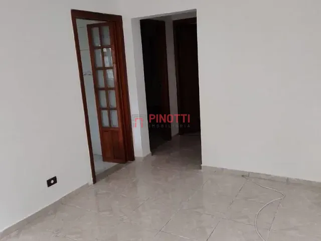 Apartamento 2 quartos e 1 banheiro, à venda, no bairro Jardim das Acácias em São Bernardo do Campo