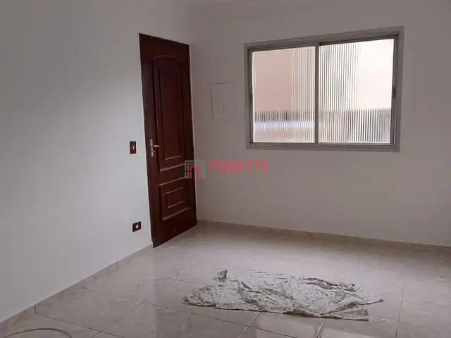 Apartamento 2 quartos e 1 banheiro, à venda, no bairro Jardim das Acácias em São Bernardo do Campo