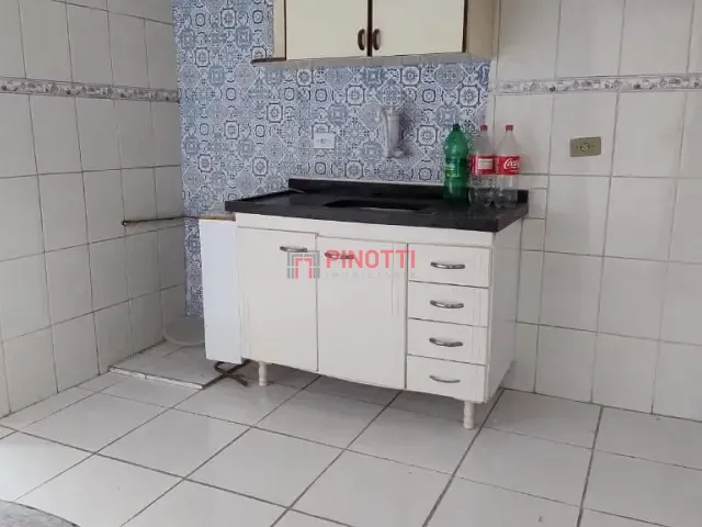 Apartamento 2 quartos e 1 banheiro, à venda, no bairro Jardim das Acácias em São Bernardo do Campo