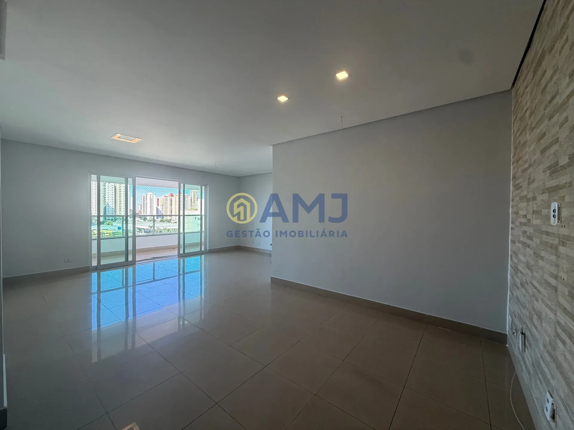 Apartamento, 3 quartos, 142 m² - Foto 1