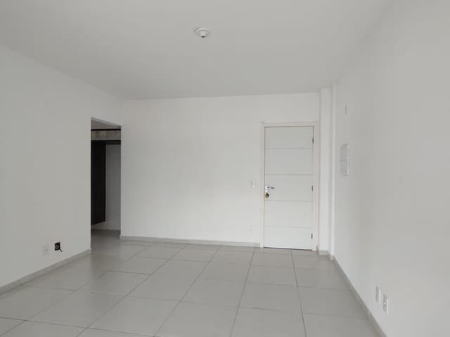 Apartamento 2 quartos e 2 banheiros, à venda, no bairro Centro em Bertioga