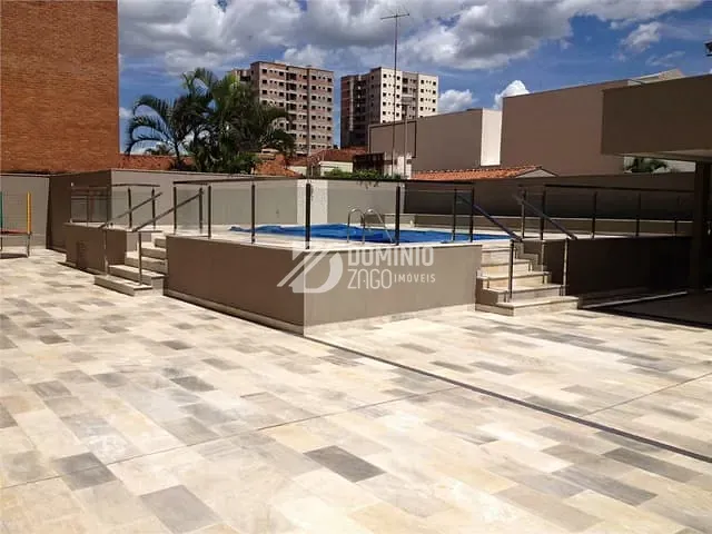 Apartamento com 350m² 4 quartos e 3 banheiros, à venda, no bairro Centro em Uberaba