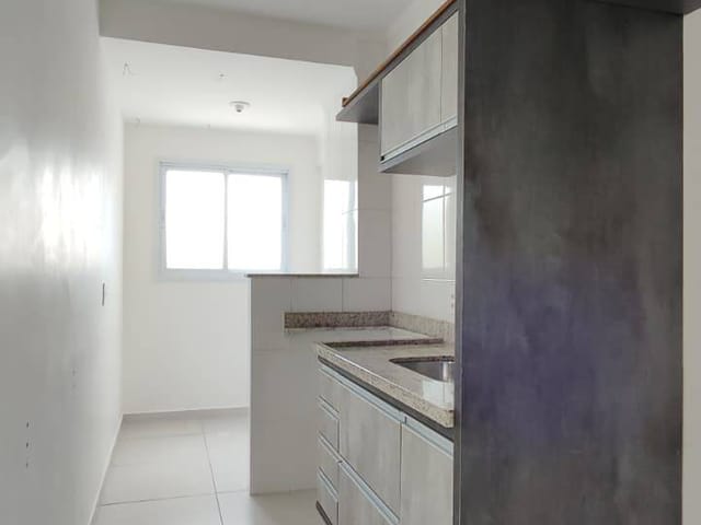 Apartamento 2 quartos e 2 banheiros, à venda, no bairro Centro em Bertioga