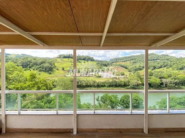Apartamento com 134m² 2 quartos e 2 banheiros, para alugar, no bairro centro em Piratuba