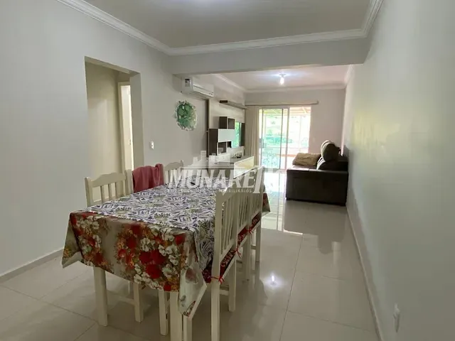 Apartamento com 134m² 2 quartos e 2 banheiros, para alugar, no bairro centro em Piratuba