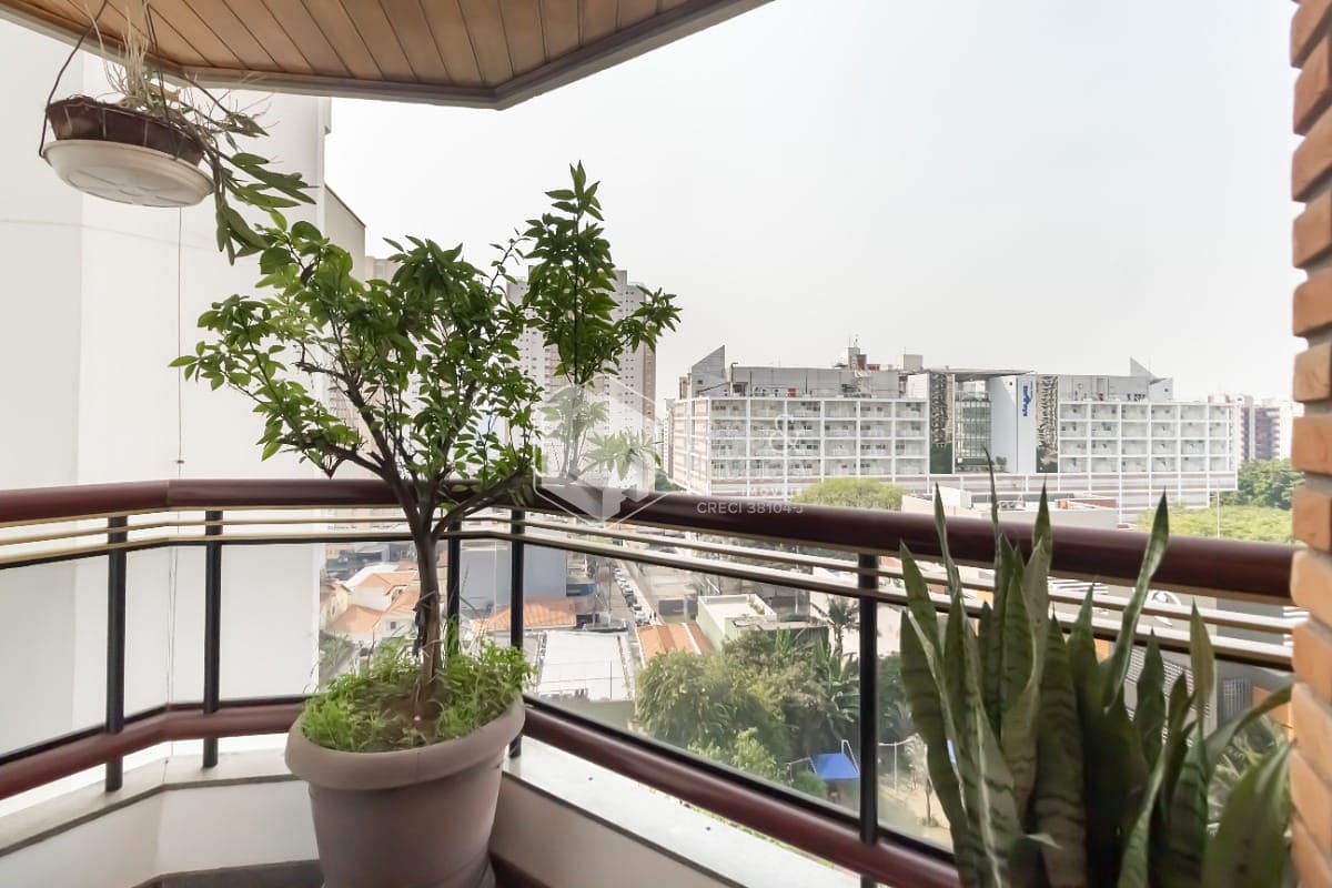 Apartamento à venda com 3 quartos, 158m² - Foto 32