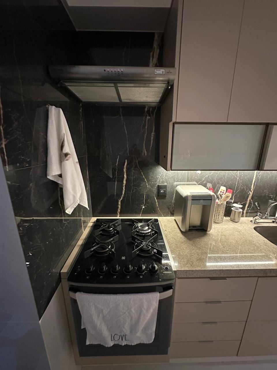 Apartamento em Dezoito do Forte Empresarial/Alphaville — foto 4