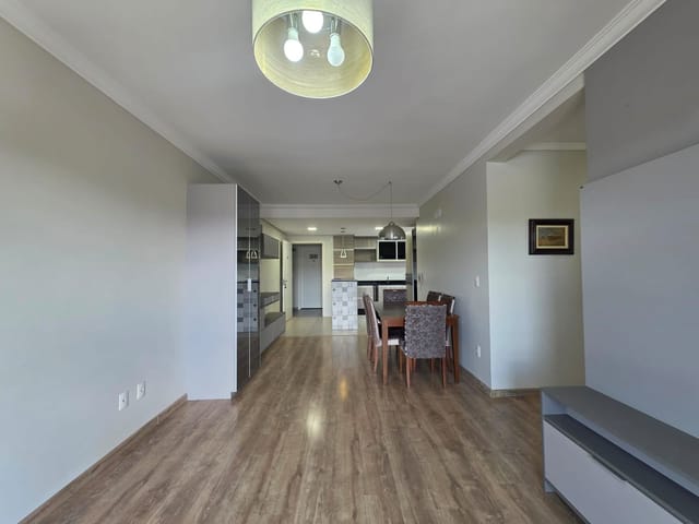 Apartamento 3 quartos e 2 banheiros, à venda, no bairro Cruzeiro em Caxias do Sul
