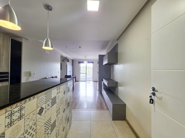 Apartamento 3 quartos e 2 banheiros, à venda, no bairro Cruzeiro em Caxias do Sul