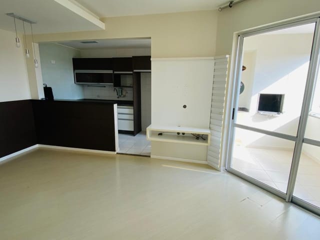 Apartamento com 119m² 3 quartos e 2 banheiros, à venda, no bairro Residencial do Lago em Londrina