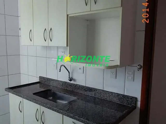 Apartamento com 54m² 2 quartos e 1 banheiro, para alugar, no bairro Jardim Apolo em São José dos Campos