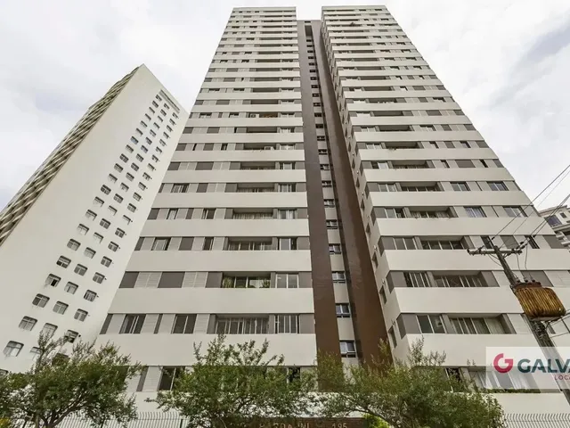 Apartamento 2 quartos e 2 banheiros, para alugar, no bairro Água Verde em Curitiba