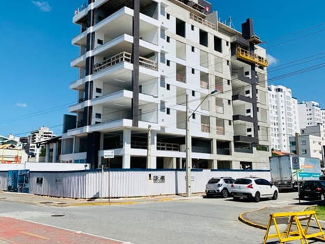 Apartamento com 213m², à venda, no bairro Praia Brava em Itajaí