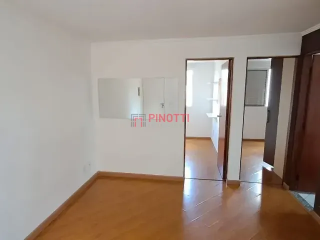 Apartamento 2 quartos e 1 banheiro, para alugar, no bairro Jardim das Acácias em São Bernardo do Campo