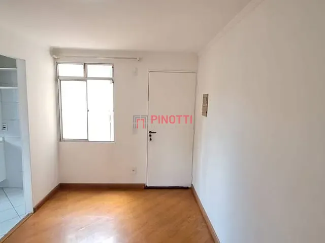 Apartamento 2 quartos e 1 banheiro, para alugar, no bairro Jardim das Acácias em São Bernardo do Campo