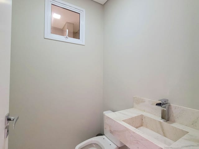 Apartamento com 516m² 4 quartos e 6 banheiros, à venda ou para alugar, no bairro Oficinas em Ponta Grossa
