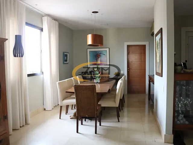 Apartamento com 761m² 6 quartos e 4 banheiros, à venda, no bairro Centro em Londrina