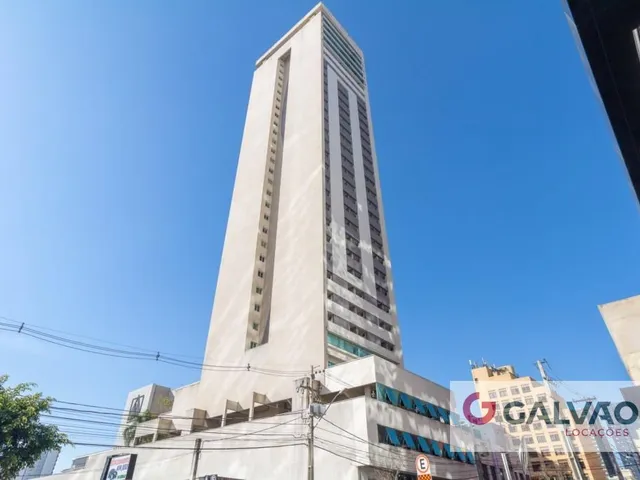 Apartamento 1 quarto e 1 banheiro, para alugar, no bairro Centro em Curitiba