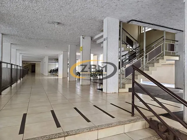 Apartamento com 124m² 3 quartos e 2 banheiros, à venda, no bairro Centro em Londrina
