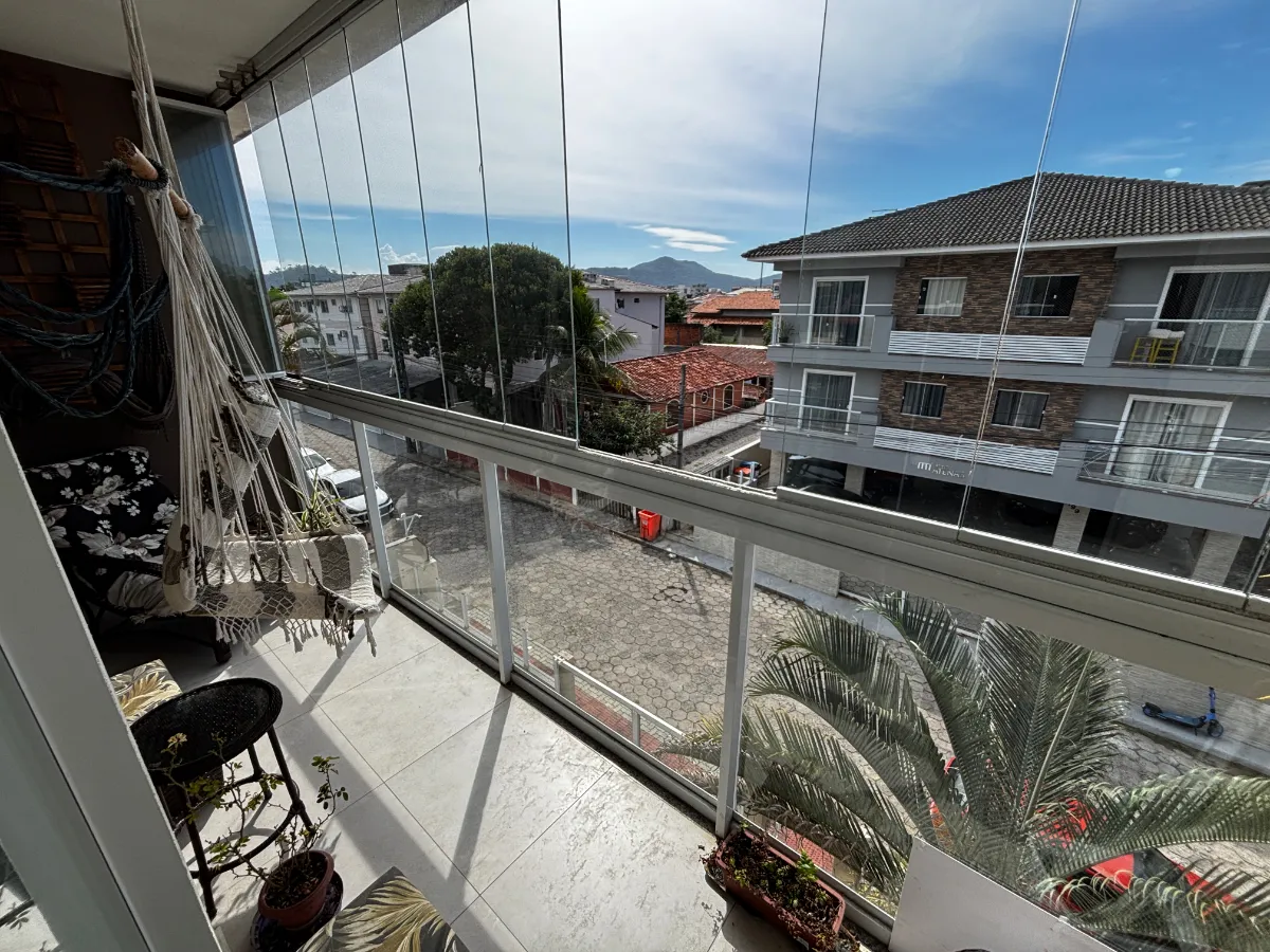 Apartamento para venda em Ingleses do Rio Vermelho com 2 quartos, sendo 1 suíte, 65m²