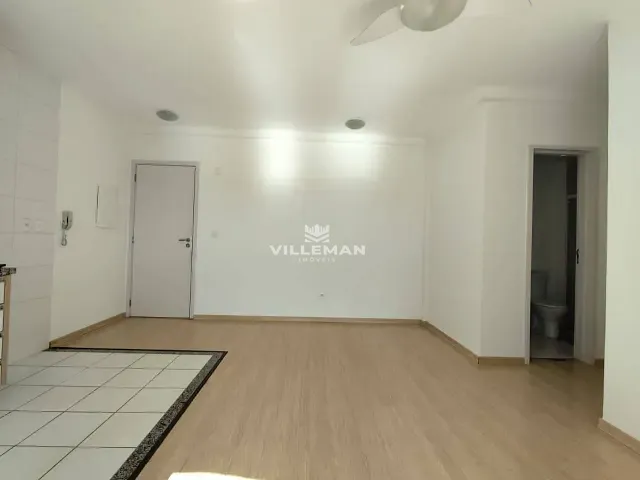 Apartamento 2 quartos e 2 banheiros, para alugar, no bairro Zona 02 em Maringá
