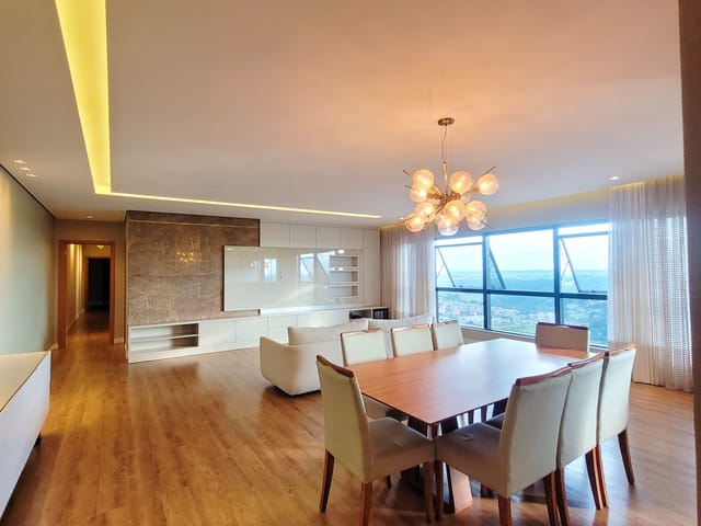 Apartamento com 393m² 3 quartos e 5 banheiros, à venda, no bairro Centro em Ponta Grossa