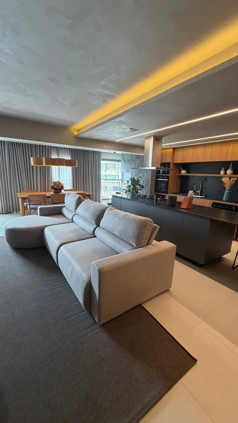 Apartamento para venda em Moema com 3 quartos, sendo 3 suítes, 160m²