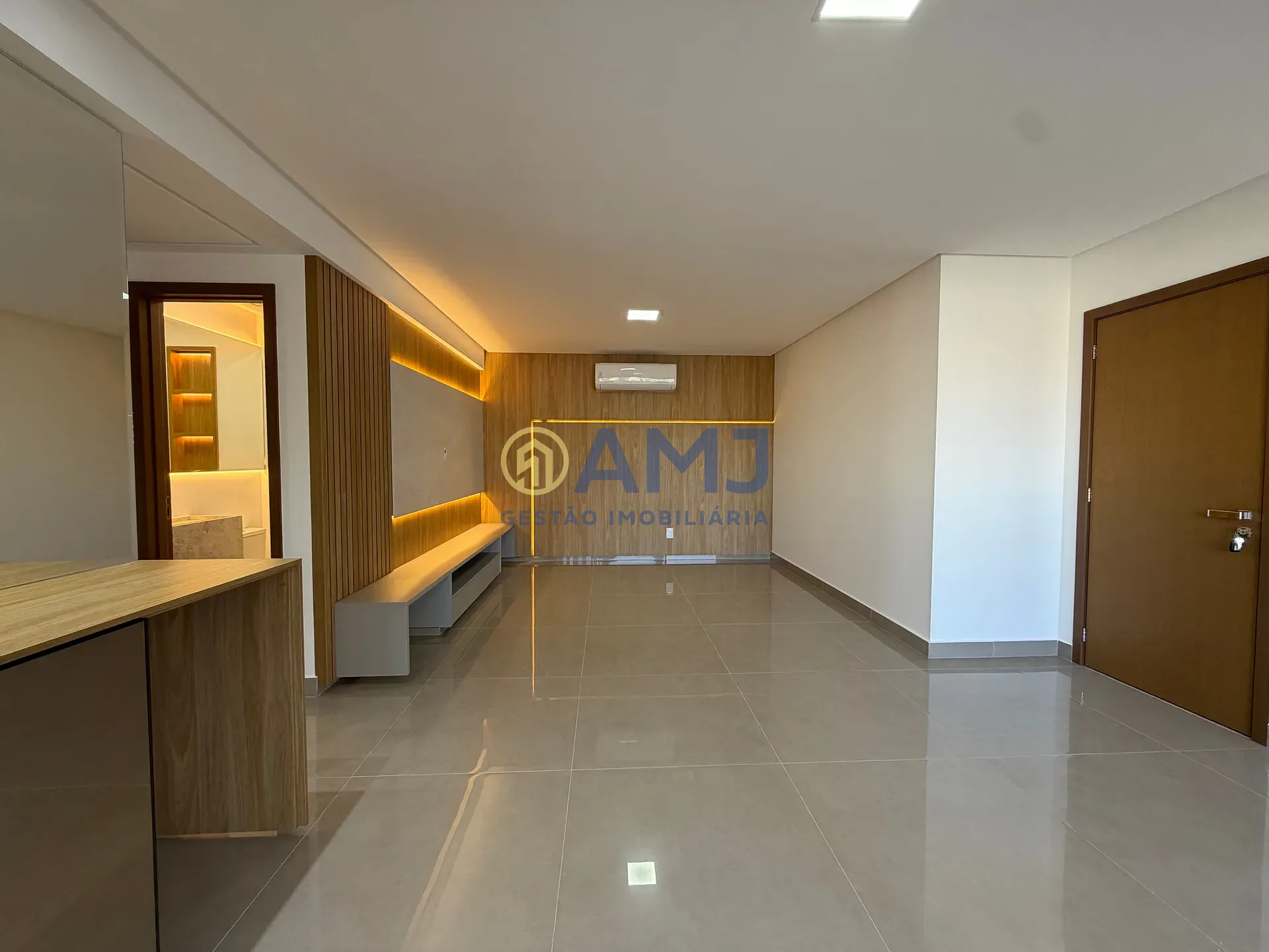 Apartamento, 3 quartos, 110 m² - Foto 2