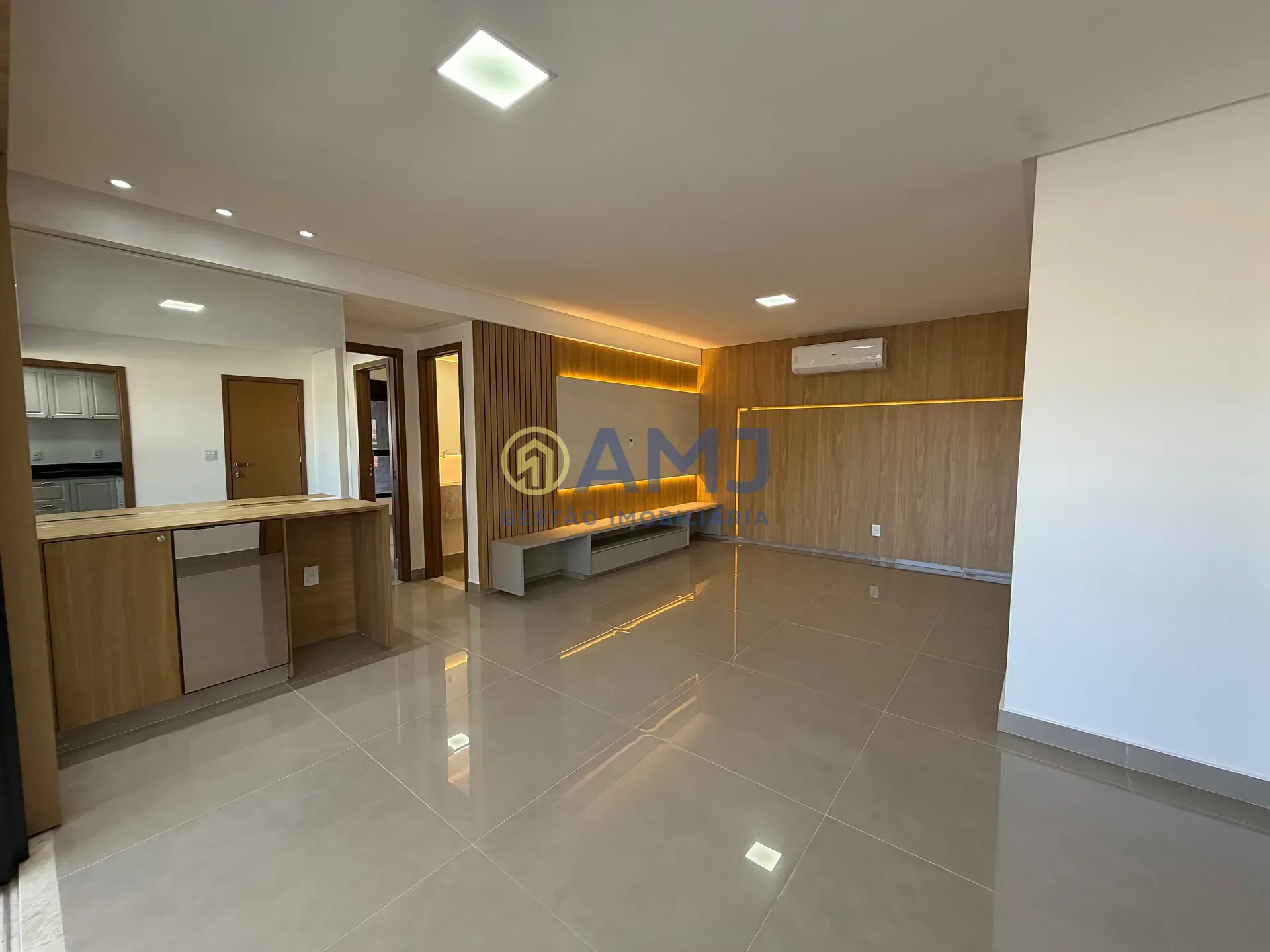 Apartamento, 3 quartos, 110 m² - Foto 1