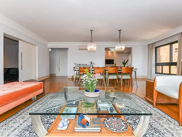 Apartamento com 247m² 3 quartos e 5 banheiros, à venda, no bairro Vila Suzana em São Paulo