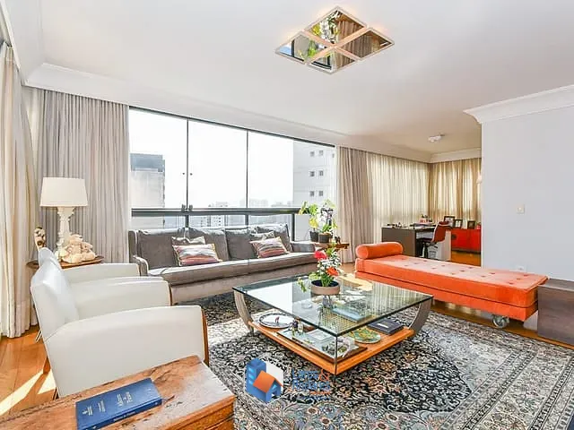 Apartamento com 247m² 3 quartos e 5 banheiros, à venda, no bairro Vila Suzana em São Paulo