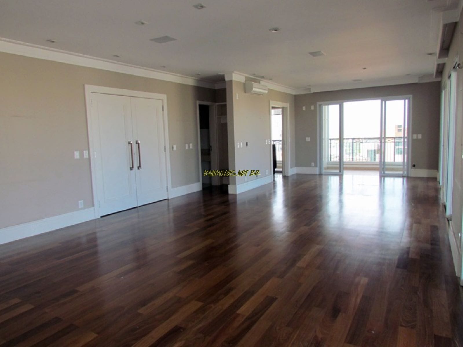 Apartamento, 4 quartos, 306 m² - Foto 1