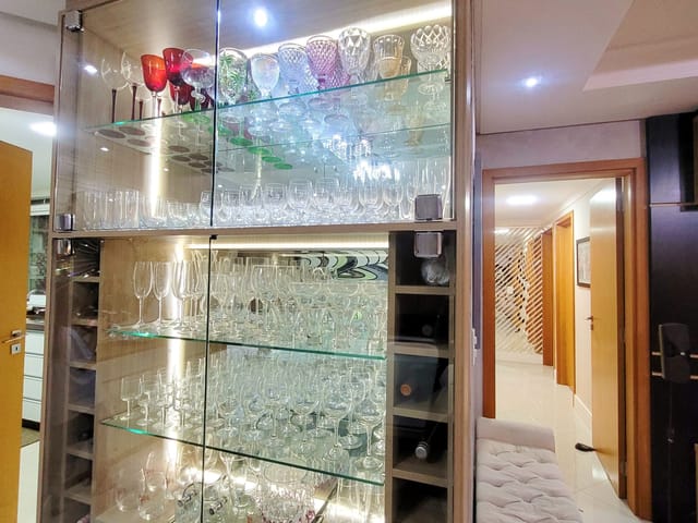 Apartamento com 190m² 3 quartos e 3 banheiros, à venda, no bairro Centro em Ponta Grossa