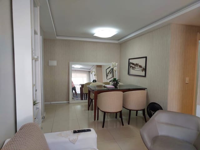 Apartamento com 110m² 3 quartos e 2 banheiros, à venda, no bairro Cavalhada em Porto Alegre