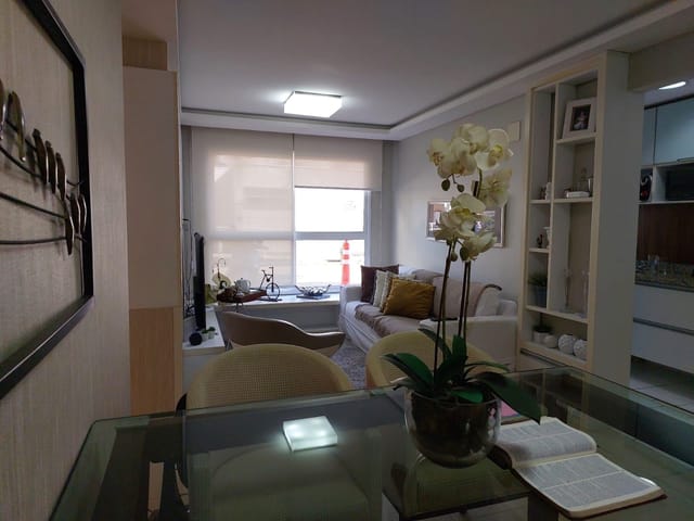 Apartamento com 110m² 3 quartos e 2 banheiros, à venda, no bairro Cavalhada em Porto Alegre